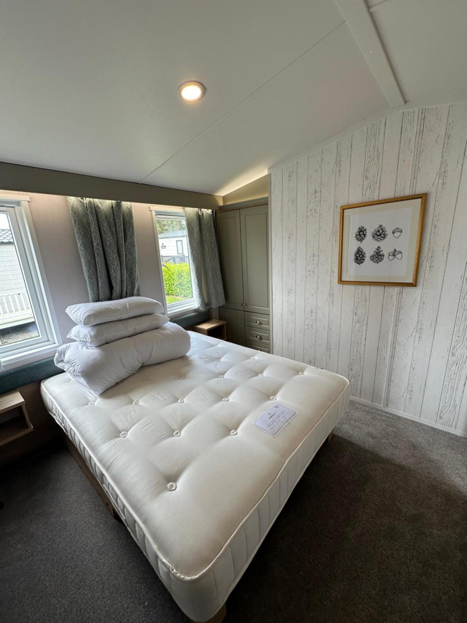 Presthaven Resort 3 Bedroom Luxury Gold 2024 Caravan Talacre Экстерьер фото